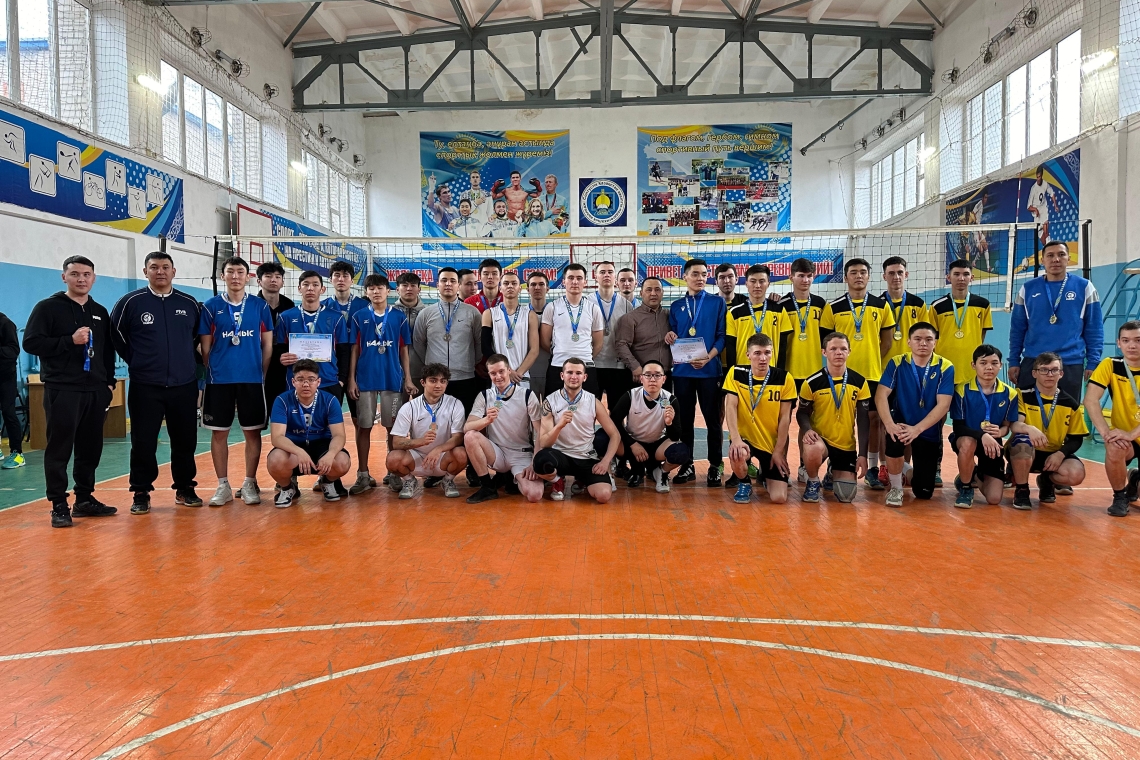 2024 жылғы 8 және 9 сәуірде жоғары Солтүстік Қазақстан кәсіптік - педагогикалық колледжі базасында облыстық «Сұңқар»спартакиадасының бағдарламасында жасөспірімдер арасында волейболдан жарыс өтті
